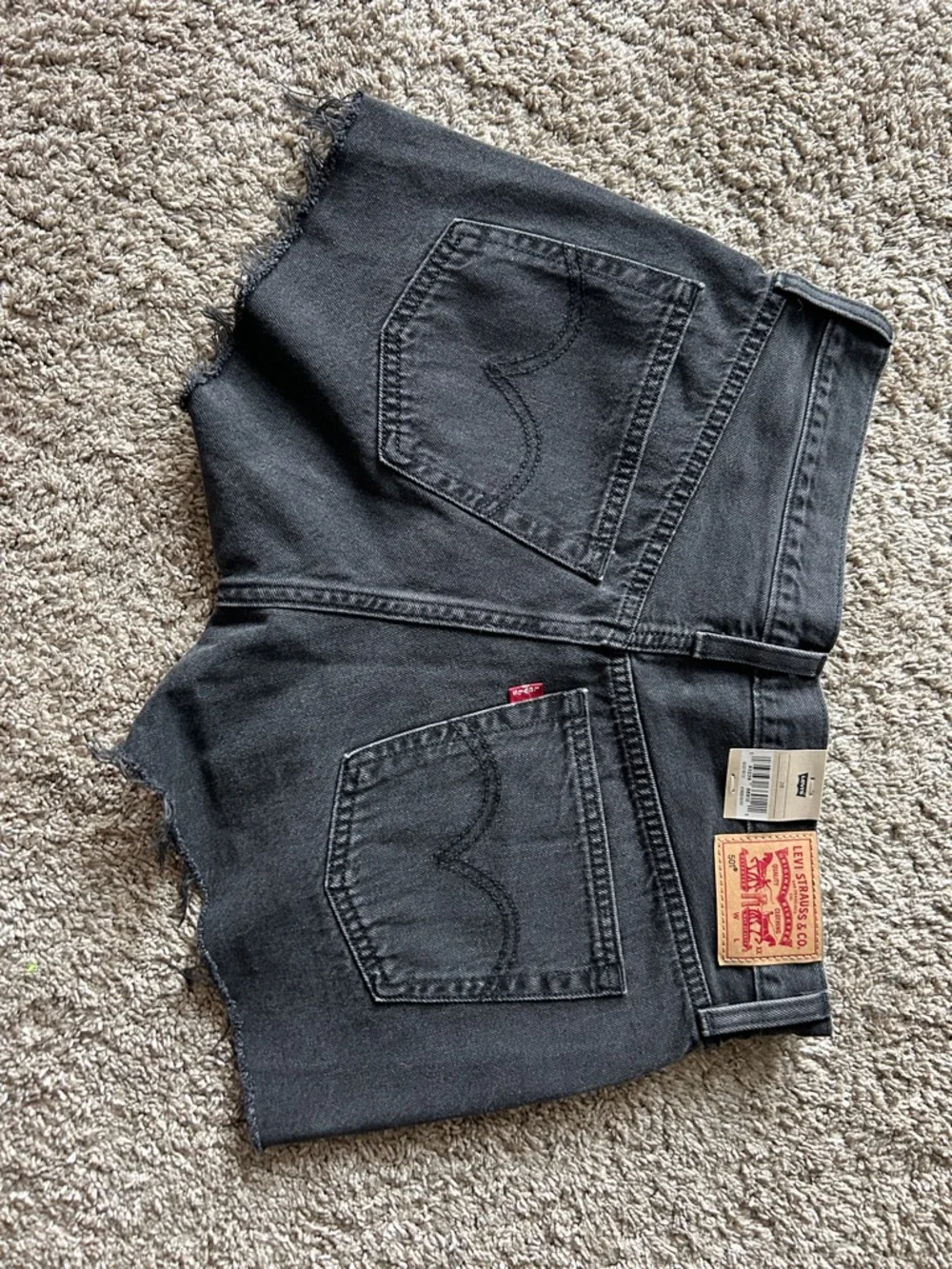 Levi's Women's 501 Original Shorts - Black 28 - Picture 7 of 9